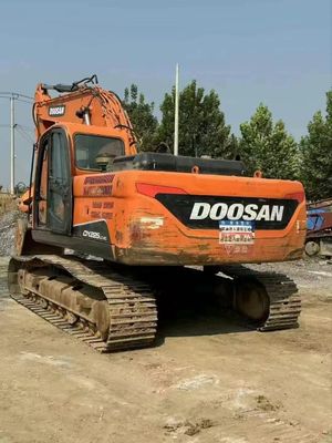 Original Color Used Doosan DX225LC-9C Crawler Excavator In Excellent Condition