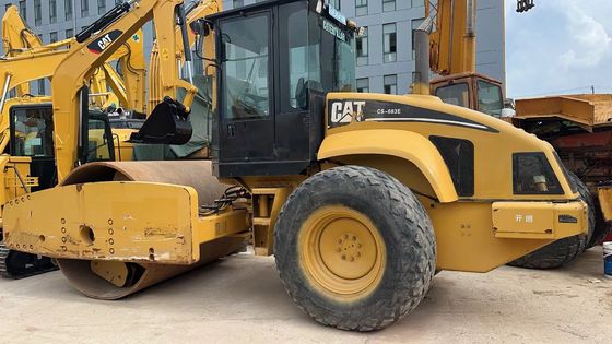 Original Color Used Caterpillar CS-683E Single Drum Road Roller In Excellent Condition