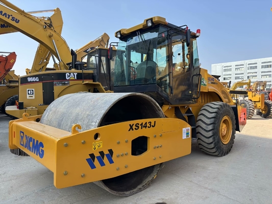 Used XCMG XS143J Single Drum 14 Tons Road Roller In Excellent Condition