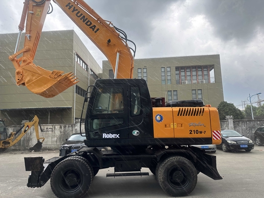 Original Korean Hyundai R210W-7 Wheel Excavator In Excellent Condition