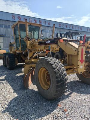Original Color Used CAT 140H Motor Grader With Adaptable Blade Movement