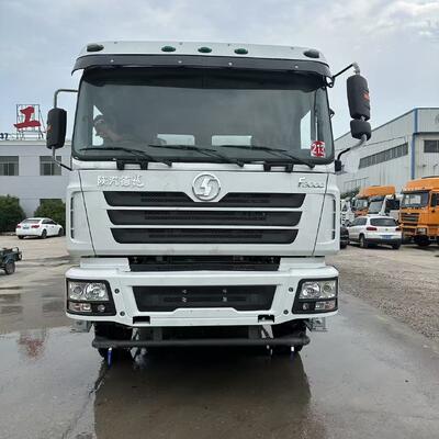 2023 Year Used SHACMAN F3000 Water Truck In Good Condition / Water Truck: Front Spraying, Rear Discharging. Water Gun: High-Powered Cannon.