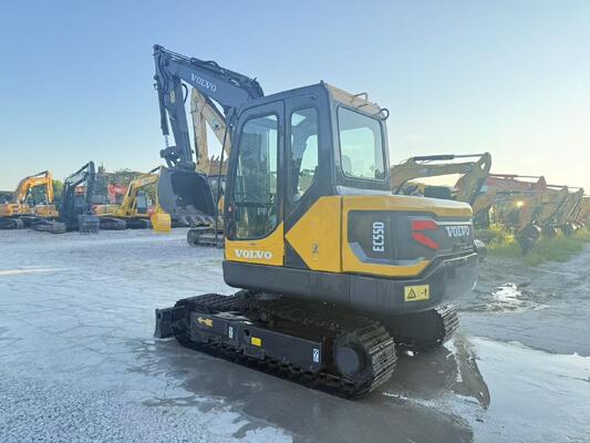 Repaint Color Used Excavator EC55D Excavator In Excellent Condition