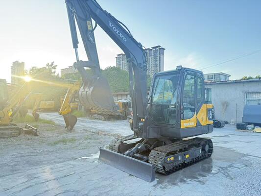 Repaint Color Used Excavator EC55D Excavator In Excellent Condition