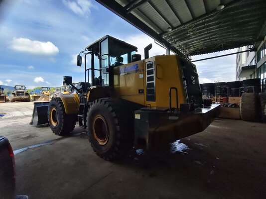 Rated Loader 5.5 Tons Wheel Loader Used XCMG LW550HV Wheel Loader In Good Condition