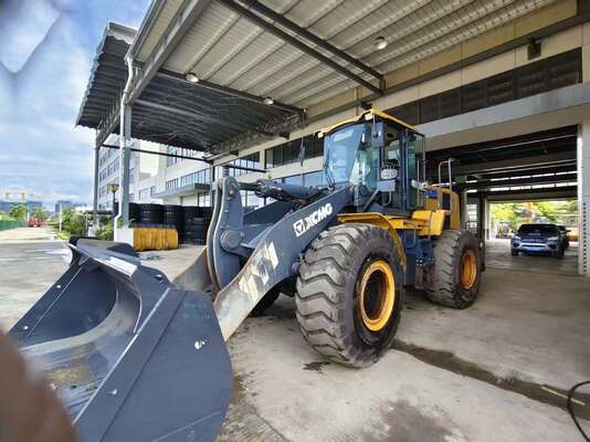Rated Loader 5.5 Tons Wheel Loader Used XCMG LW550HV Wheel Loader In Good Condition